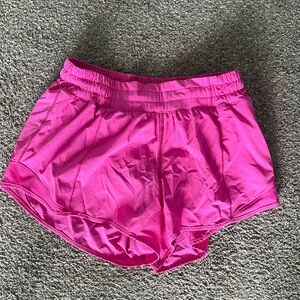 Lululemon hotty hot short